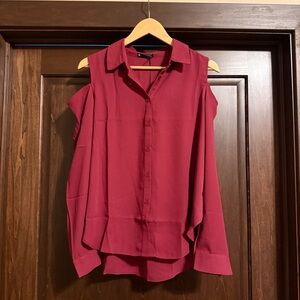 NWT Krisa, size Medium‎ Cold Shoulder Burgundy Blouse